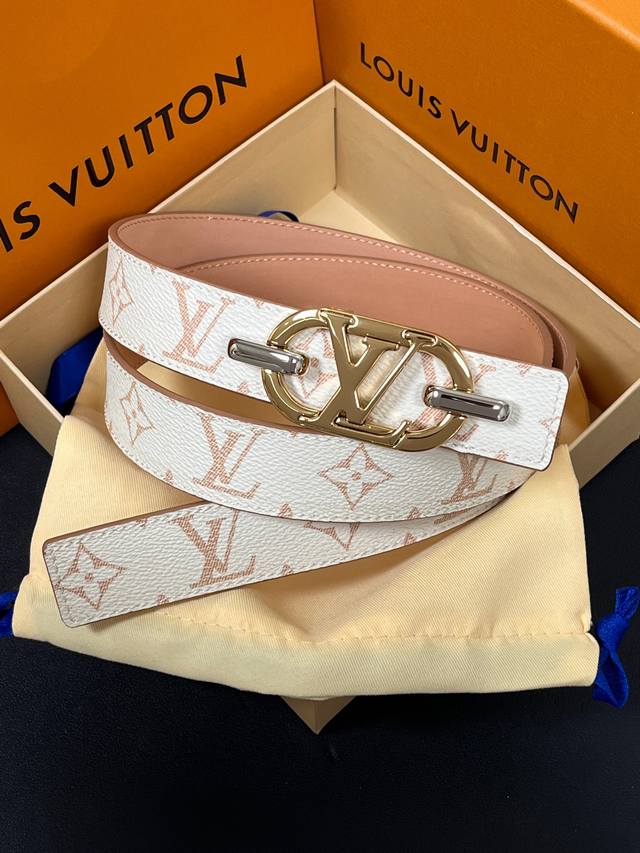 3.0mm wide double-sided imported leather, one side printed, the other calfskin,