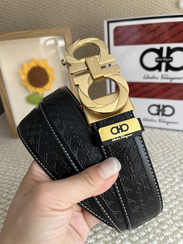 品名：菲拉格慕原单腰带自动带皮带 材质：原单牛皮腰带 百分百头层牛皮腰带保证真皮，24K纯钢扣，专柜原单品质、做工精细，时尚大牌，送人自用首选包装： 请认准如图