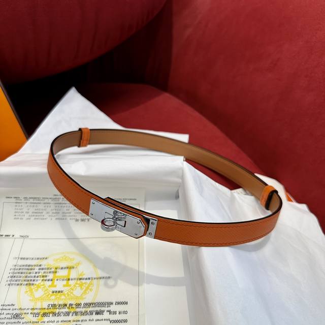 Custom-made Hermes women's belt, original and perfect quality, imported from Fra