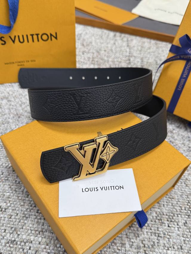 Louis Vuitton LV Dimension Reversible Belt Series Original Hardware Exquisite Ha
