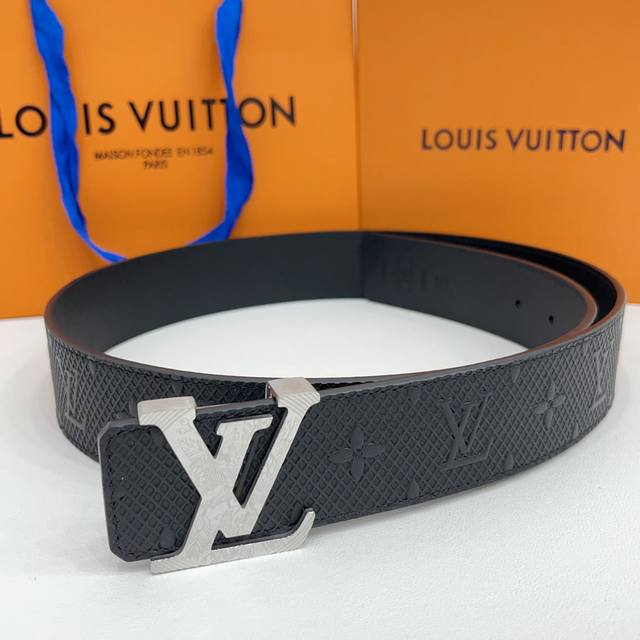 Louis Vuitton Perforated Secret Original High-End Quality, Synchronized with Off