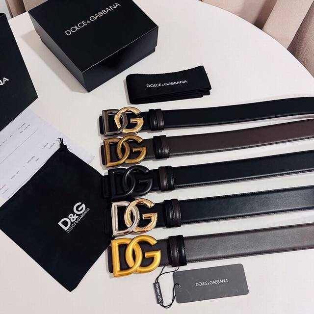 Dolce & Gabbana Black Brown Reversible Calfskin Belt, cleverly designed for reve