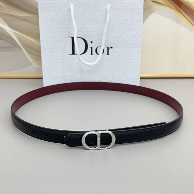 Dior 2.0cm minimalist CD buckle, a subtle yet sophisticated symbol. The finely c