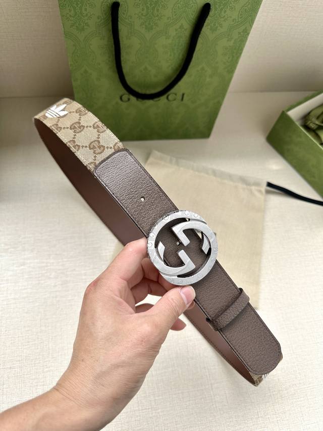 Wide 4.0cm Gucci As part of the adidas X Gucci collaboration, this leather belt