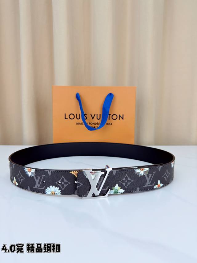 4.0 Wide Lv Initiales Monogram Flower Reversible Belt features a Monogram print