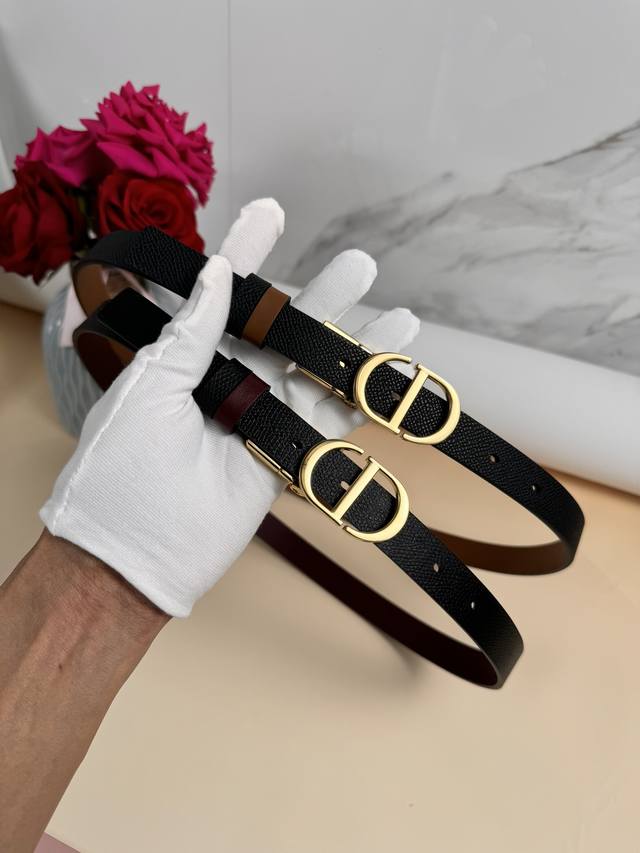 迪奥女士2.0Cm双面腰带 进口牛皮 品质保证 时尚简约百搭款