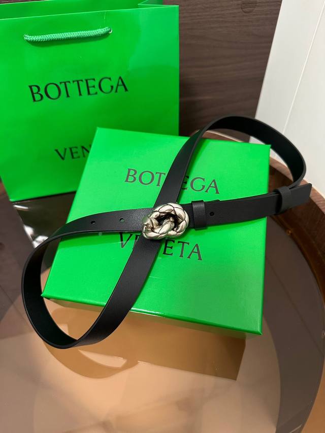 New boutique synchronized pure hand-woven women's belt, full-grain imported leat