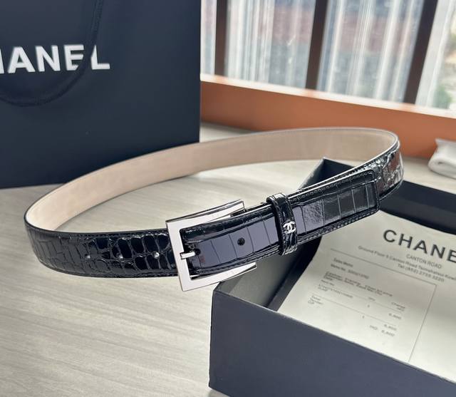 3.0Cm香奈儿腰带，鳄鱼纹双面头层牛皮，长度：75.80.85.90.95.100.欧