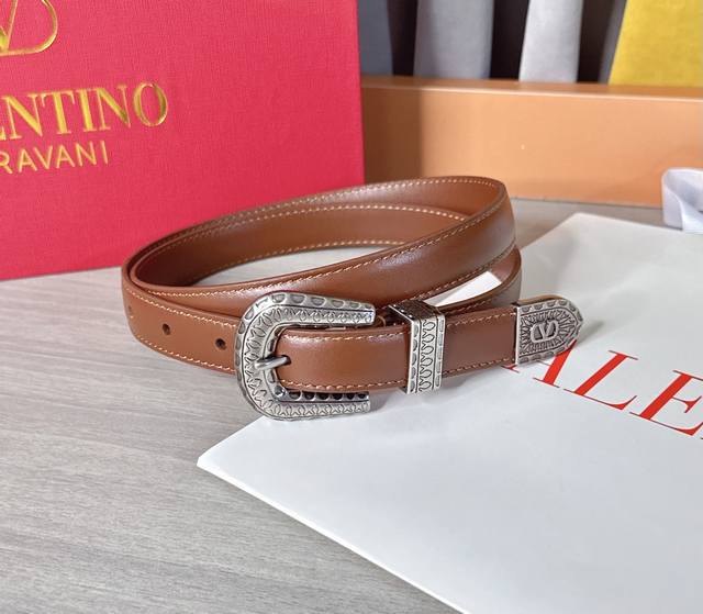 Cm Valentino belt, double-sided top-grain cowhide, length: 75.80.85.90.95.100.10