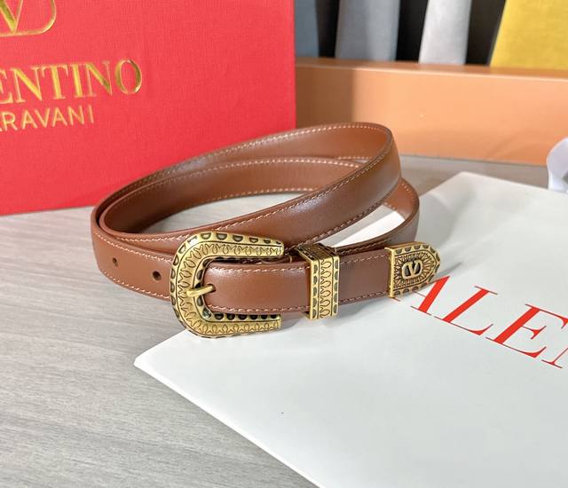 Cm Valentino belt, double-sided top-grain cowhide, length: 75.80.85.90.95.100.10