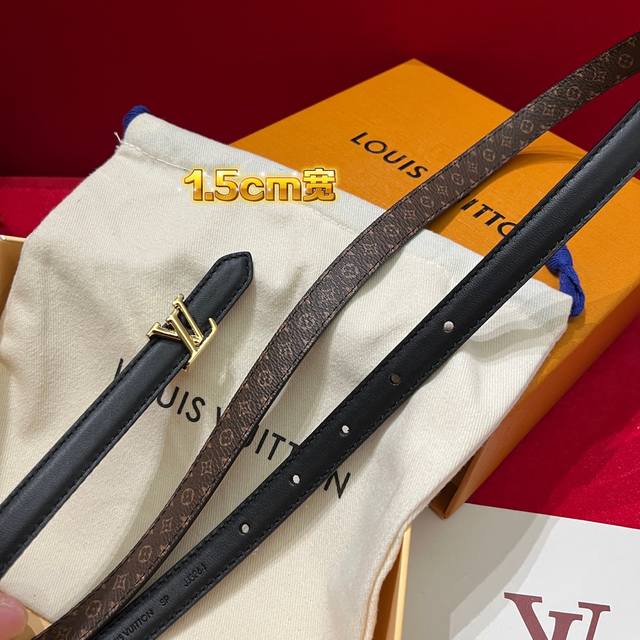 A super stylish L V thin belt, 1.5mm wide, reversible, simple and versatile, eas