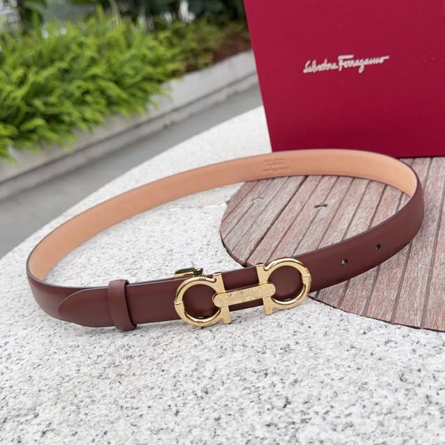 2.5Cm菲拉格慕腰带，双面头层进口牛皮，长度：75.80.85.90.95. .105欧，铜五针扣原版开模定制