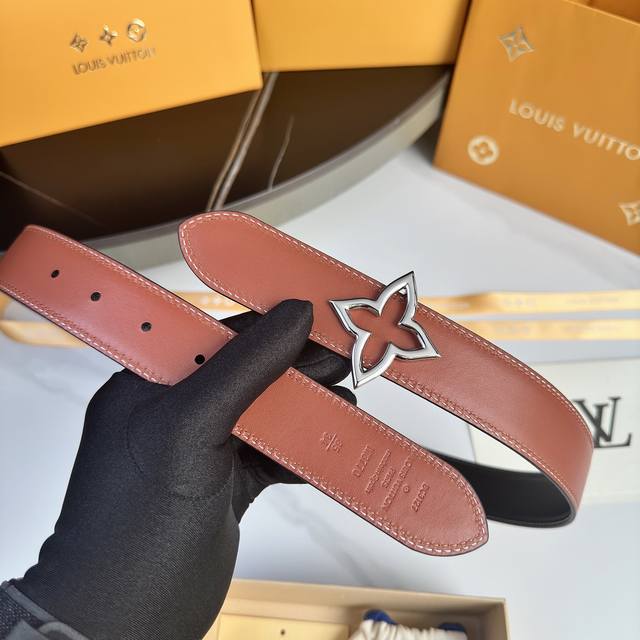 Original packaging L0Uis Vuitt0N New Season Men's Belt, 35mm wide, double-sided