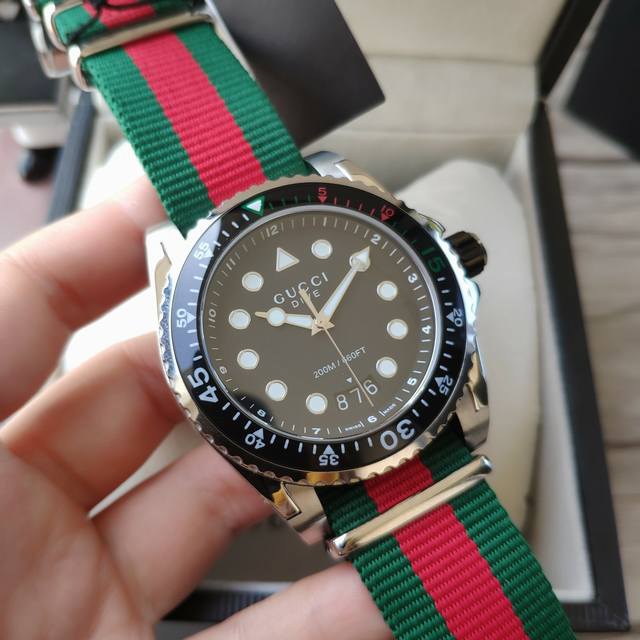 Original Box: 30 Gucci Submariner latest model, genuine original product, sapphi Original Box: 30 Gucci Submariner latest model, genuine original product, sapphi