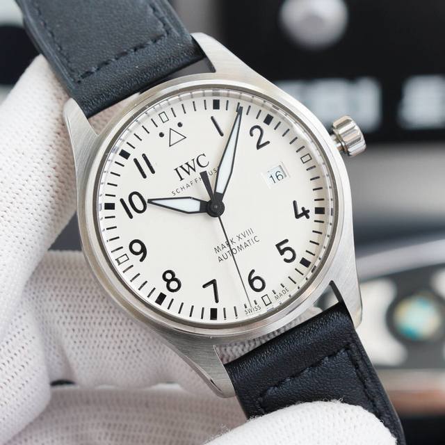 Mks New Arrival: The Mark series welcomes a new member with its retro style. The