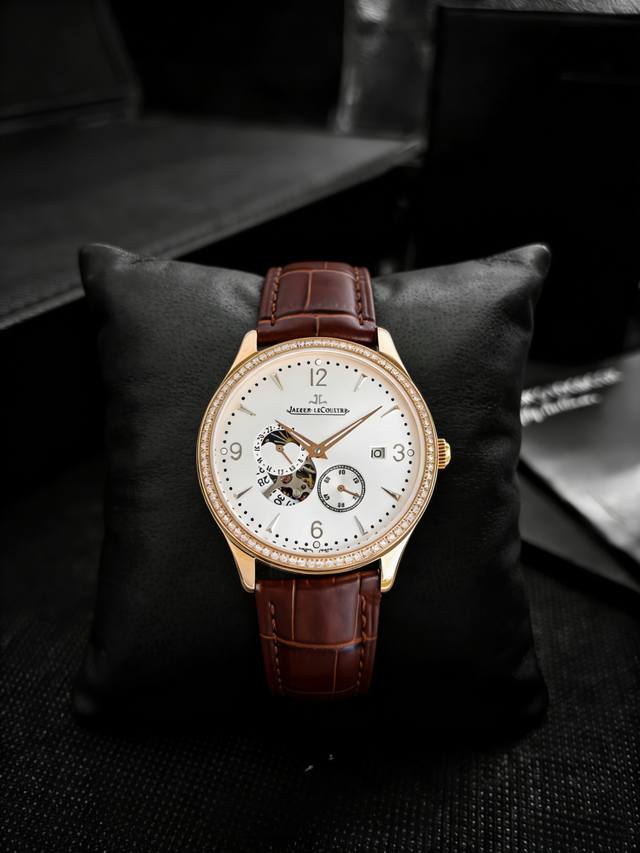 Top Quality Jaeger-LeCoultre Men's Watch, featuring a four-hand design, exquisit Top Quality Jaeger-LeCoultre Men's Watch, featuring a four-hand design, exquisit