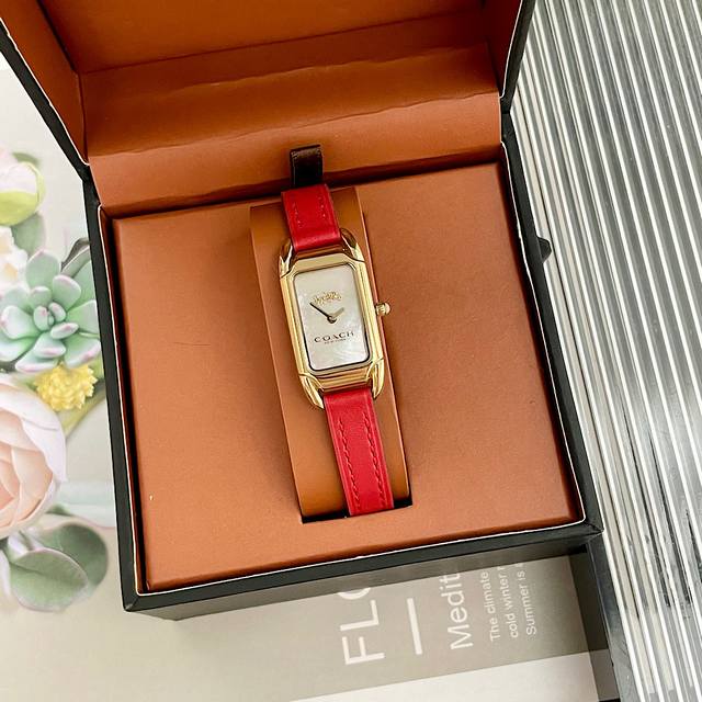 Exclusive original wholesale, recommended by Luo Yizhou: Coach Cadie Small Sugar Exclusive original wholesale, recommended by Luo Yizhou: Coach Cadie Small Sugar