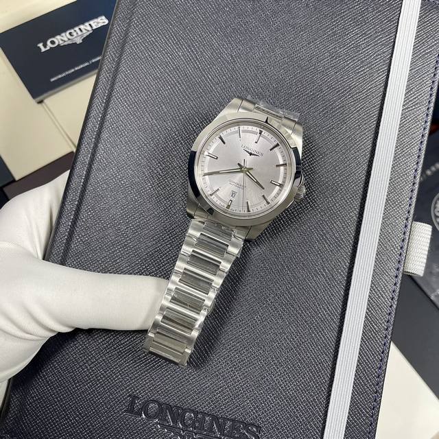 优雅焕新｜2026新品首推浪琴康卡斯悦动系列 优雅银 经典黑 百搭绿 深邃蓝原版开模1:1，对版41Mm尺寸316精钢材质，Cnc精工艺打造拉丝抛光处理过渡流畅