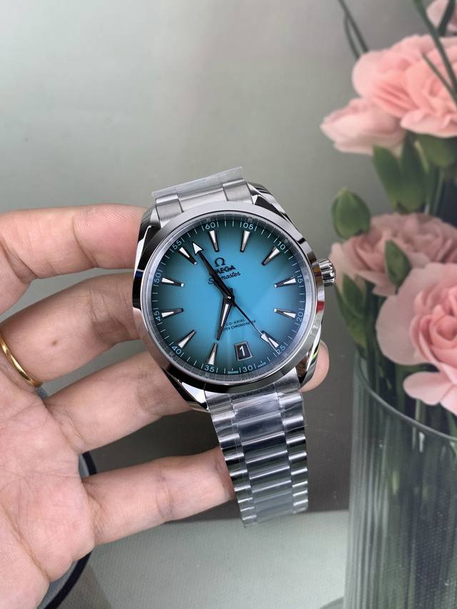 Vs，欧米茄海马 绿松石，渐变蓝 精钢