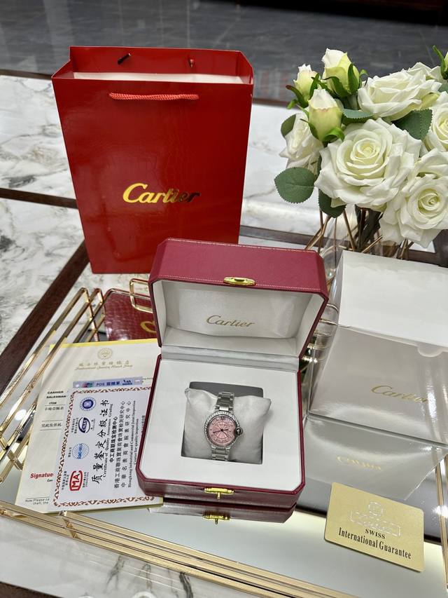 配图片同款包装 Cartier卡地亚粉气球外钻钢带真正的高版本原单品质，专柜对版哈，你们要的高版本终于给你们安排了，等了2个月才出货，在超长的品牌历史上制作出众