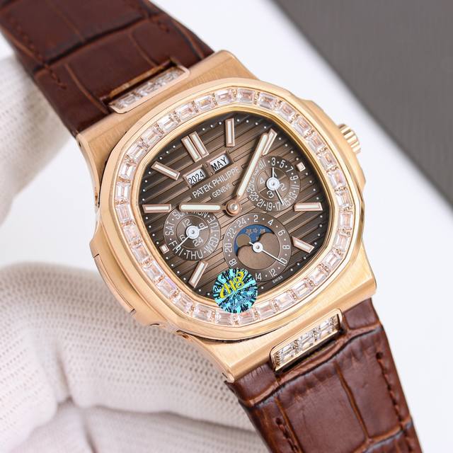 白壳 ，玫壳 ，钻100V2版本百达.翡丽5740 01–超复杂多功能鹦鹉螺重磅登场，迄今推出的首款nautilus复杂腕表，以超复杂的工艺技术打造休闲运动腕表