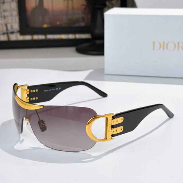 Diormod：Dior Y2Ksize：135-125
