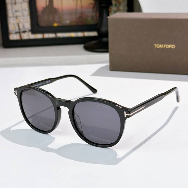 Tom For*Model：Ft0834Size：51口21-145