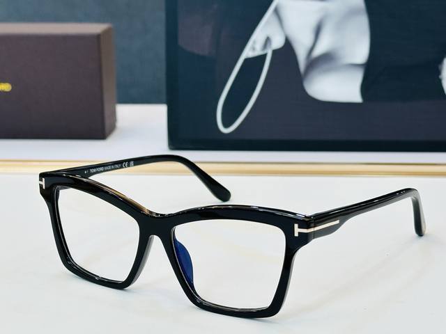 款 Tom Ford汤姆家 Model:Ft5964 Size：54口15-140 时尚潮流 超轻 太阳镜