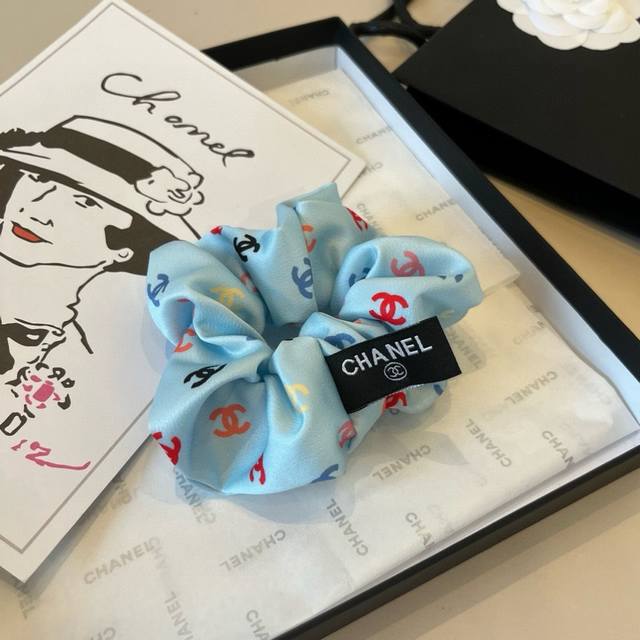 pChanel香奈儿发圈，绸缎面料，蓝 粉 黑