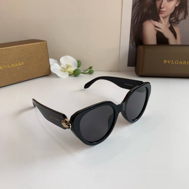 Bvlgari 宝格丽 2025新款小红书猫眼框修饰显瘦防紫外线太阳镜 男女同款墨镜！