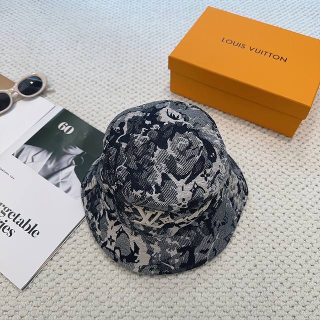 Louis Vuitton official website high-quality replica, embroidered letter bucket h