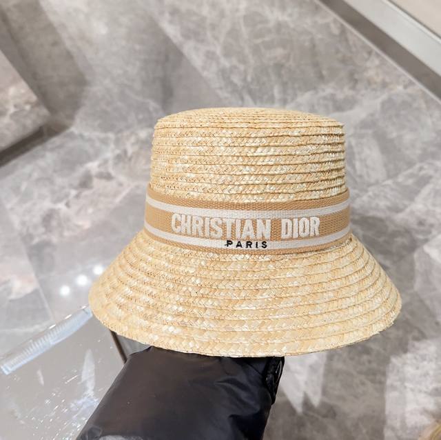 Dio 新品 渔夫款草帽！四色现货来袭 夏季度假首选系列 上脸显瘦 洋气十足的一款 均码