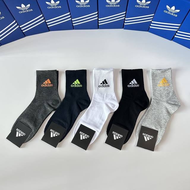 特p 配专柜包装adidas 阿迪达斯 新款三叶草中长款堆堆袜袜子！一盒五双，专柜同步筒袜袜子，大牌出街，潮人必备超好搭