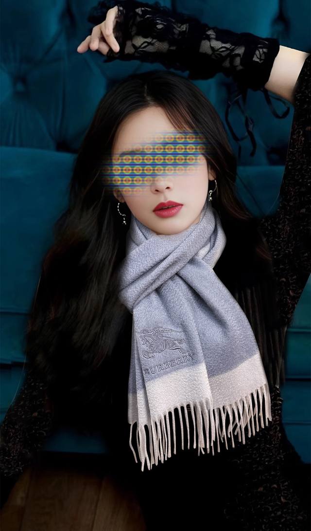 上新 110%山羊绒 巴宝莉 采用内蒙古山羊绒， 最新款男女通用情侣款重磅推荐 经典的格子，永不过时非常保暖柔软亲肤，不扎脖经典设计太美了赶紧下手吧中性款男女各