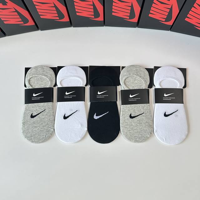 特p 配专柜包装nike 耐克 新款船袜堆堆袜袜子！一盒五双，专柜同步筒袜袜子，大牌出街，潮人必备超好搭