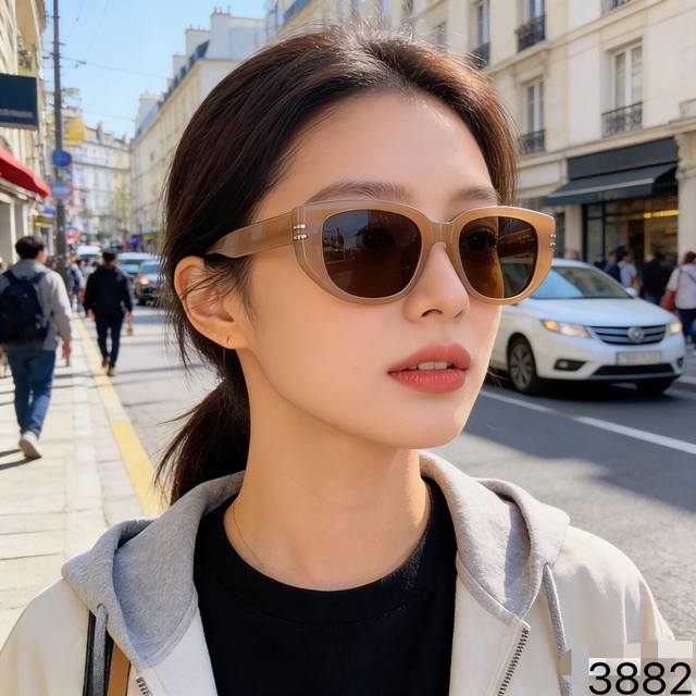 Louis Vuitto*复古猫眼墨镜女高级感2026新款辣妹街拍窄框防晒紫外线太阳眼镜