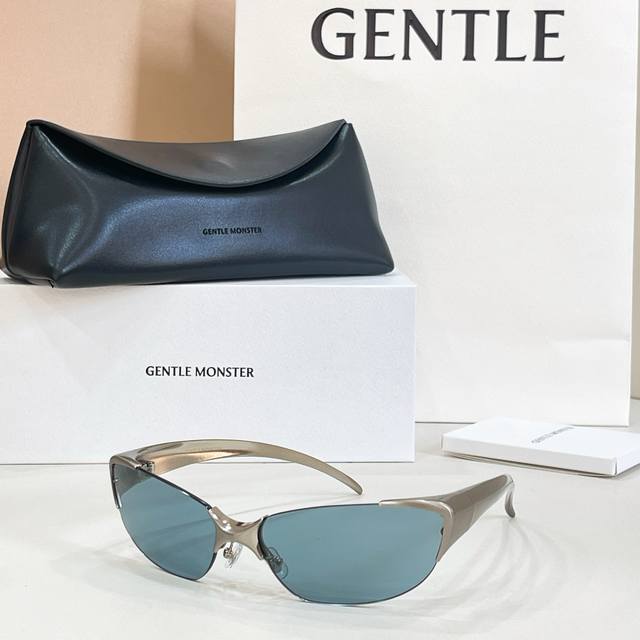 Gentle Monste*Model