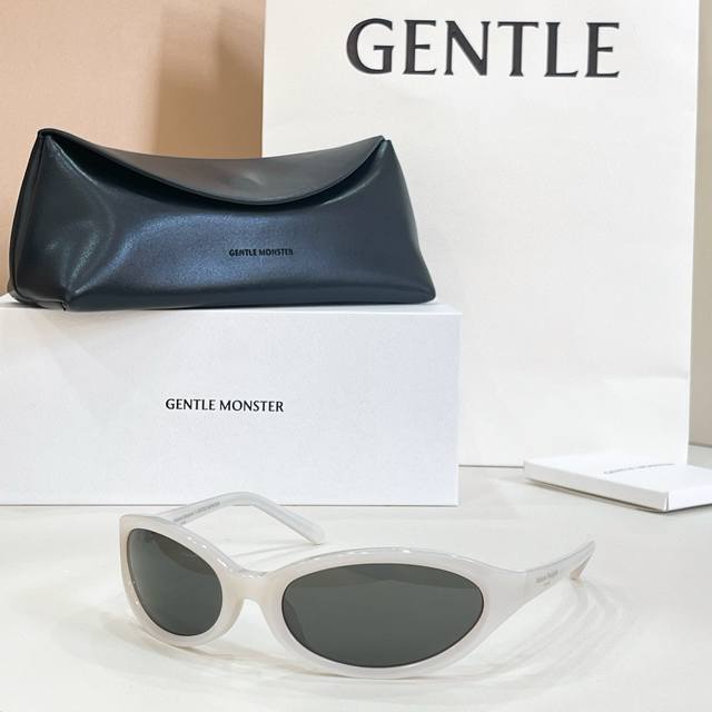 Gentle Monste*Model: Mm202 Size: 60 ports 21-130 ~~