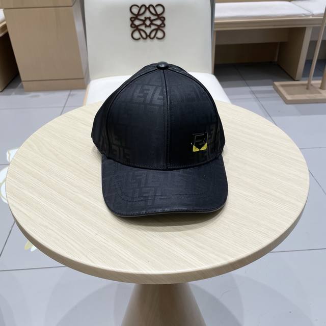 Fendi芬迪 官网新品 棒球帽 经典ff中古单品，气质穿搭单品，质量杠杠