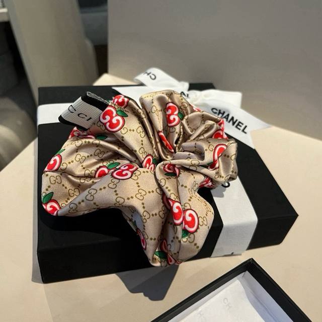 pGucci古奇新款蕾丝发箍