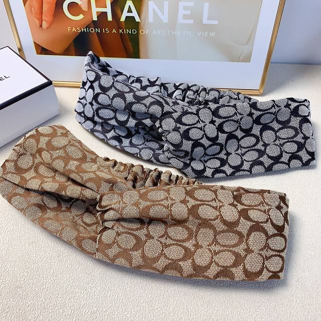 Coach headband, simple and stylish headband, a must-have for any elegant and ver