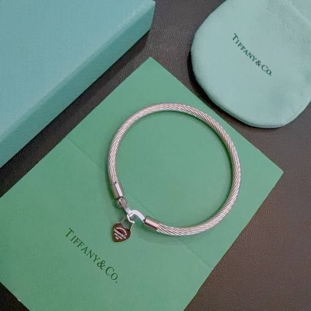 Tiffany & Co. bracelet bangles, exquisite silver version, celebrity style, retro Tiffany & Co. bracelet bangles, exquisite silver version, celebrity style, retro
