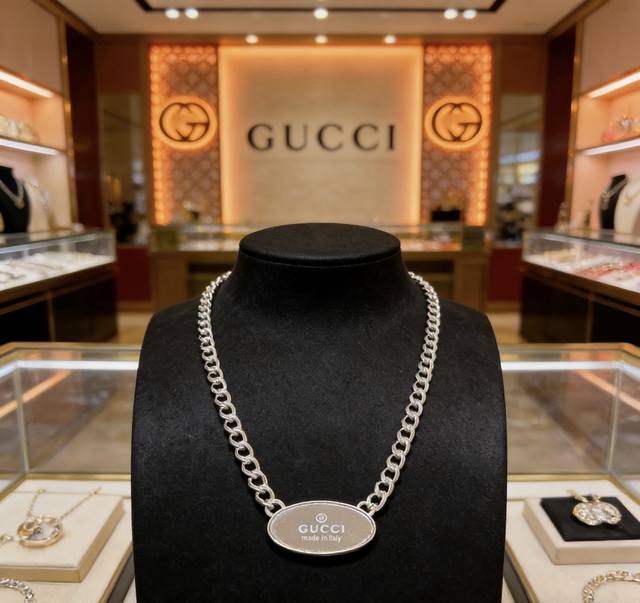 New Product Release: Superb Gucci Necklace - Latest Model, Higher-End Chain, Cel