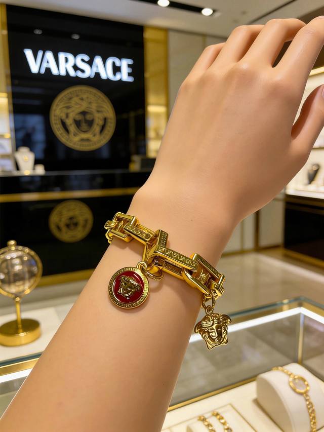 High-quality Versace Medusa head bracelet, original single-piece, new counter mo