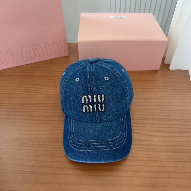 50 Miu Miu Miumiu Original single product, molded and customized, exquisite work