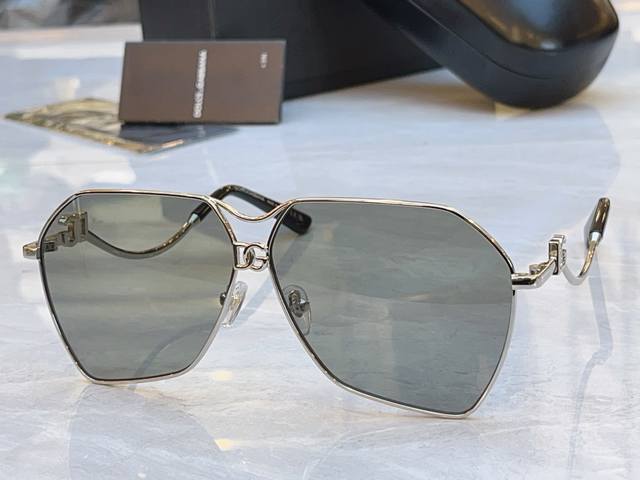Dolce & Gabban* D*G New Sunglasses, Model: Dg2326, Size: 62 (10-145) XL