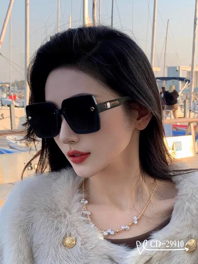 Dior (France) - Polaroid Resin Polarized Lenses - Tr90 Frame, Lightweight and Co