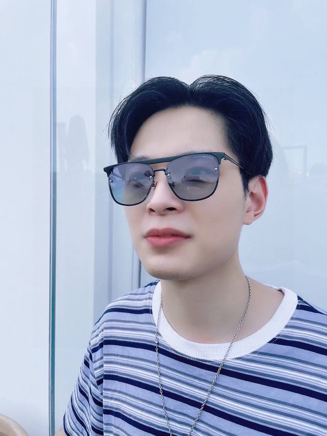 110. New brand: Armani original quality men's polarized sunglasses. Material: Hi 110. New brand: Armani original quality men's polarized sunglasses. Material: Hi