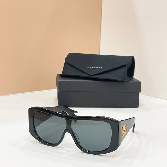Dolce & Gabban*Model