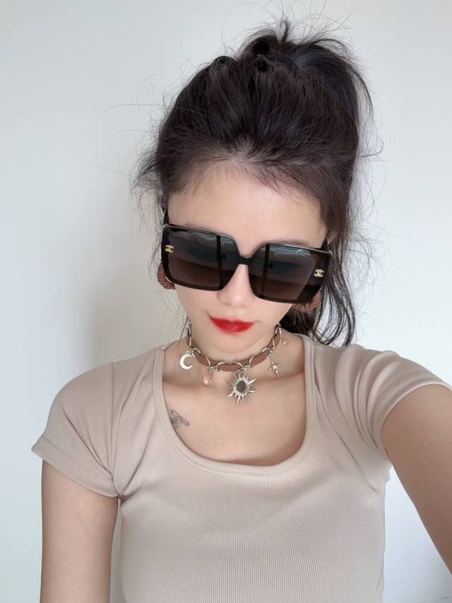 Chanel oversized sunglasses. The classic square frame design suits all face shap Chanel oversized sunglasses. The classic square frame design suits all face shap